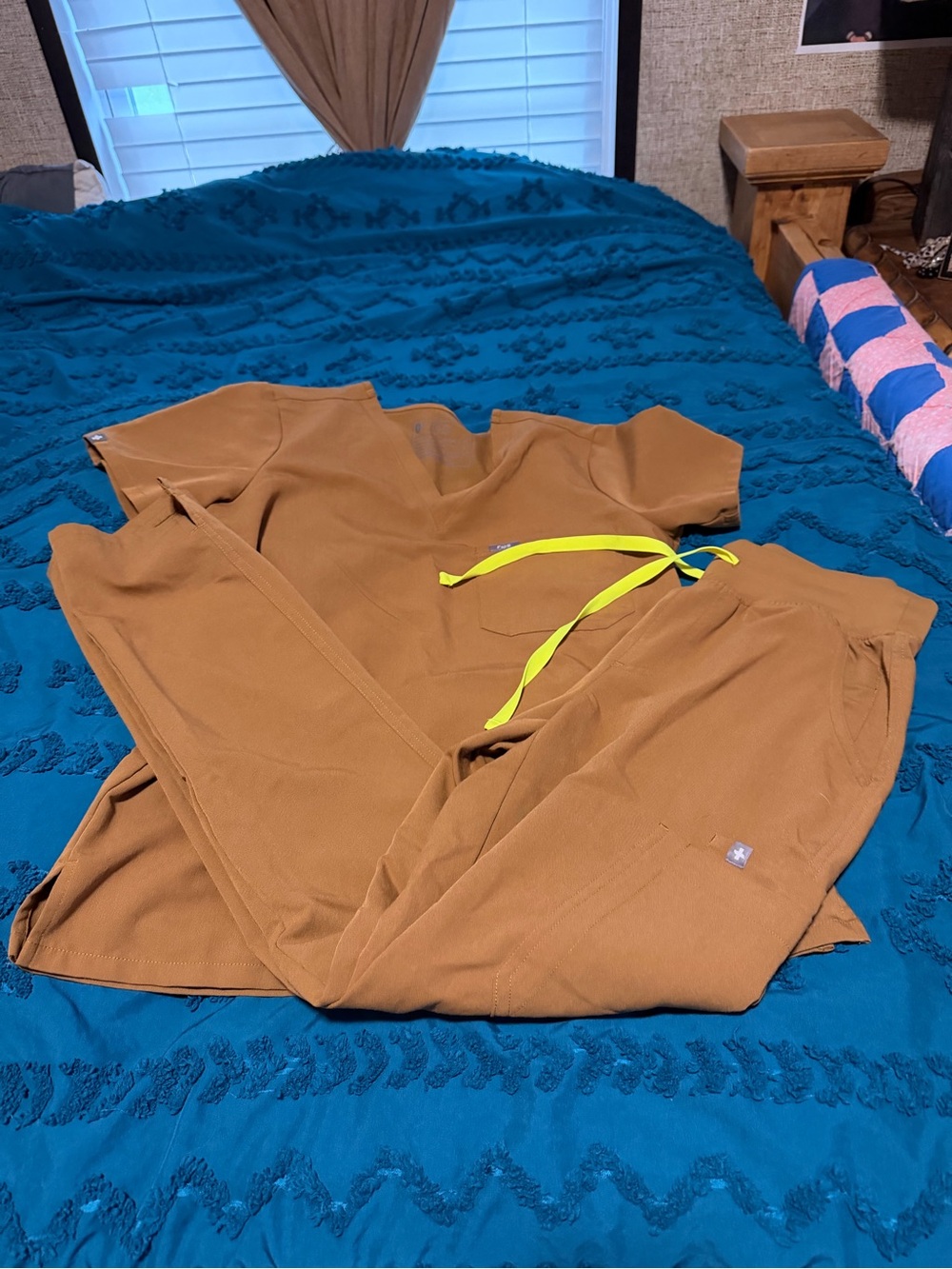 FIGS Women's Jogger Scrub Set with Yellow Drawstring
